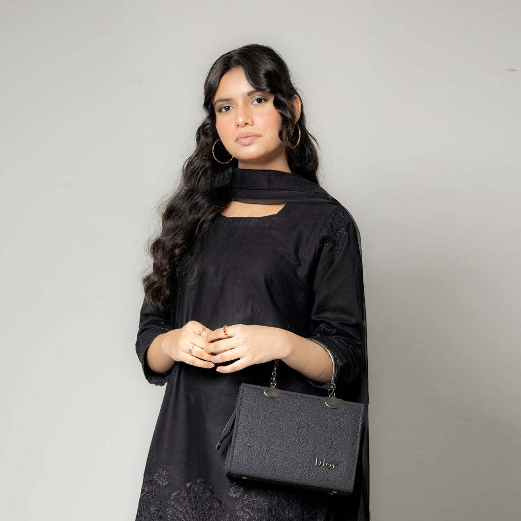 Lace Textured Handbag