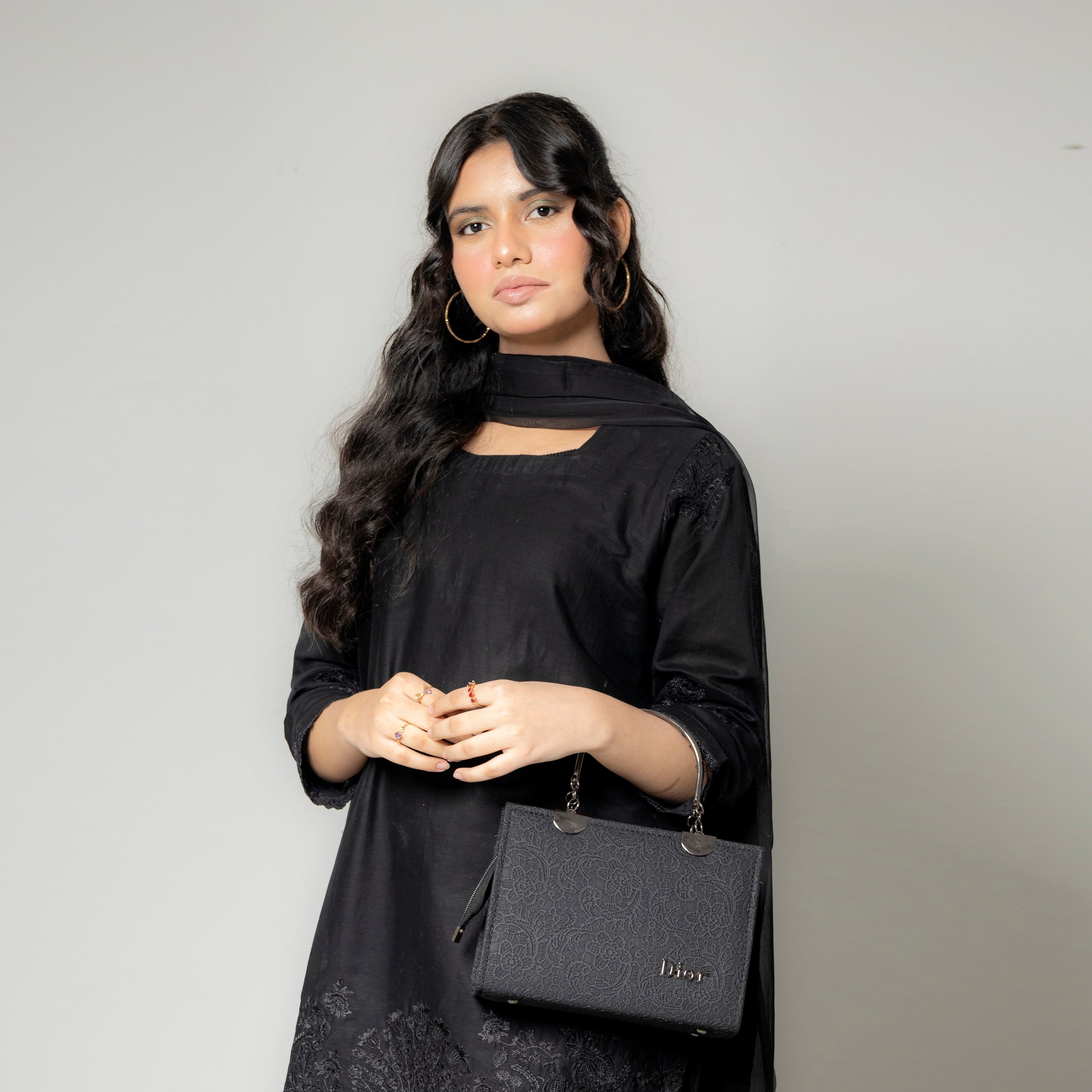 Lace Textured Handbag